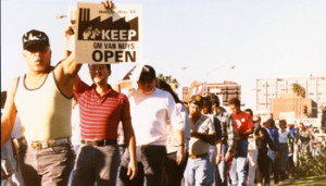 GM-picket-line